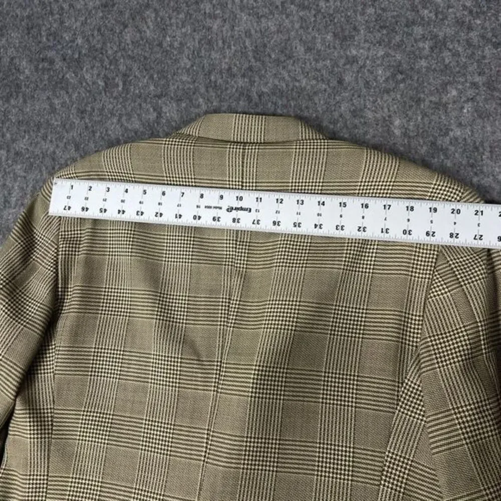 Saks Fifth Avenue Men's Sport Coat 41R Beige Plaid 2 Button Single Breasted Mani